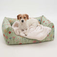 Bild in Galerie-Betrachter laden, Hundebett Box Bett Flowers