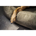 Bild in Galerie-Betrachter laden, Laboni CLASSIC Hundebett - TUDOR OLIVE