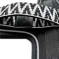 Bild in Galerie-Betrachter laden, Premium Hundegeschirr Gepolstert – Schwarz/Weiss