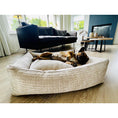 Bild in Galerie-Betrachter laden, CLASSIC Hundebett - NOVA CREME
