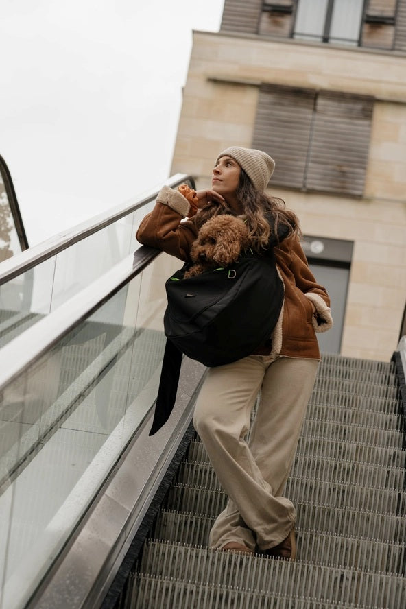 MOOF Barcelona Le Loop Black (schwarz)– stilvolle Hundetragetasche für kleine Hunde