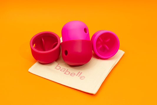 babelle_der Spaß-Futterautomat - Leckerli-Spender - Schleckspielzeug_in pink-rot_ecopetique