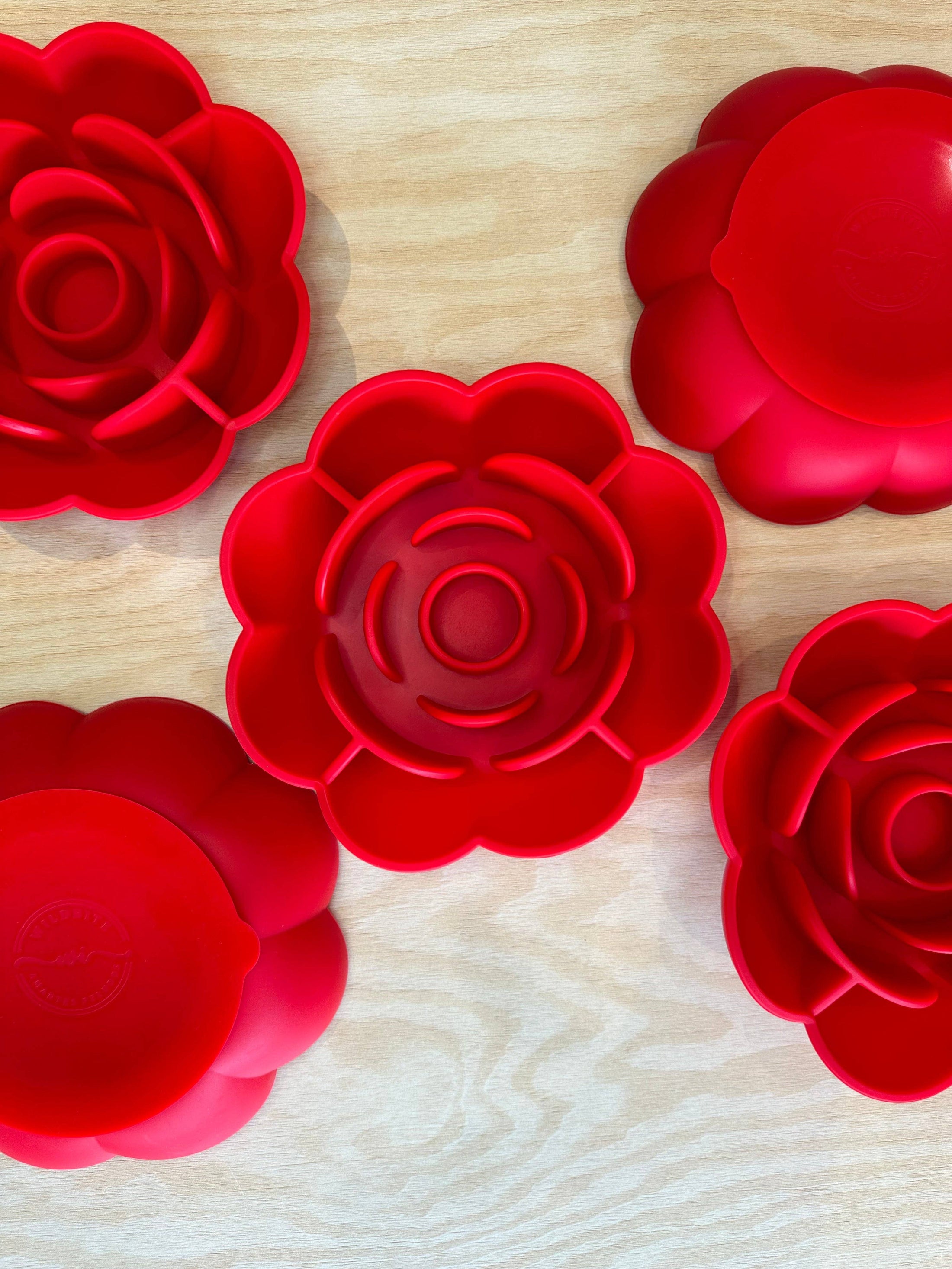 Antischling Bowl in rot von Wildbite_ecopetique